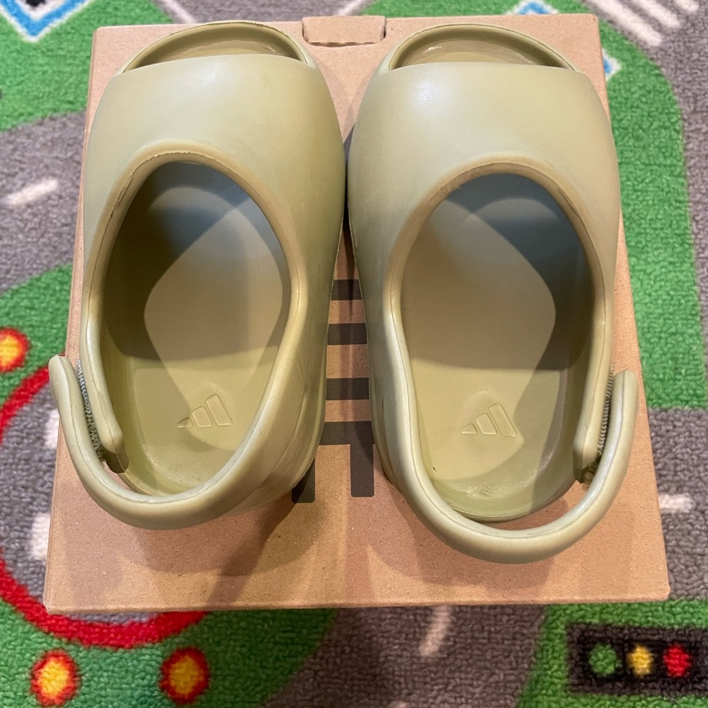 Yeezy Slides Infant - Picture 4 of 10